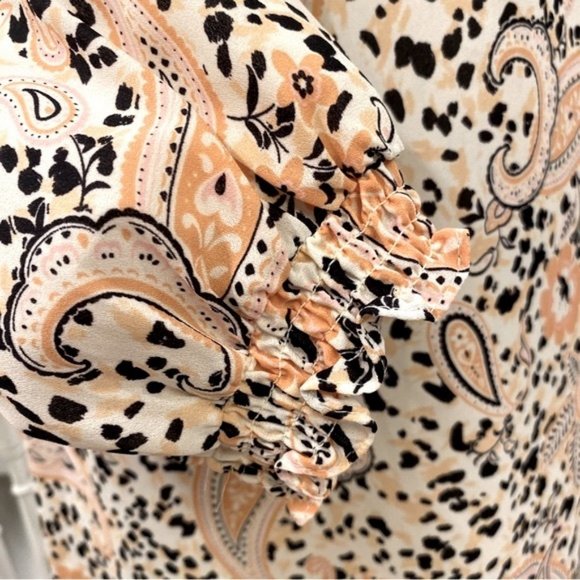 Nanette Lepore crepe chiffon boho animal print paisley peasant top. Size 1X - Picture 6 of 8